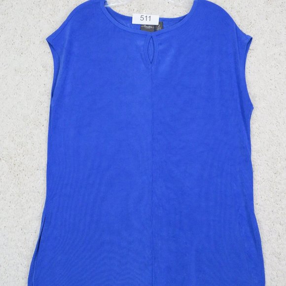 Chico's*Women's Sleeveless Key Hole Front Boat Neck Split Side Hem Blouse Size 2 - Picture 3 of 11